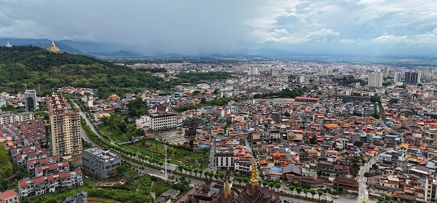 Sichuan Airlines Dehong Office in China