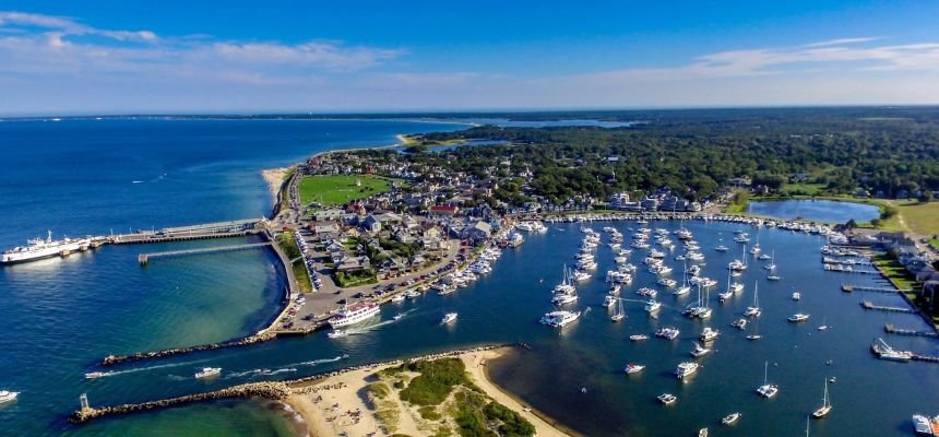 JetBlue Airways Martha’s Vineyard Office