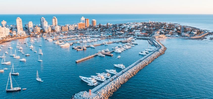 Sky Airlines Punta del Este Office in Uruguay